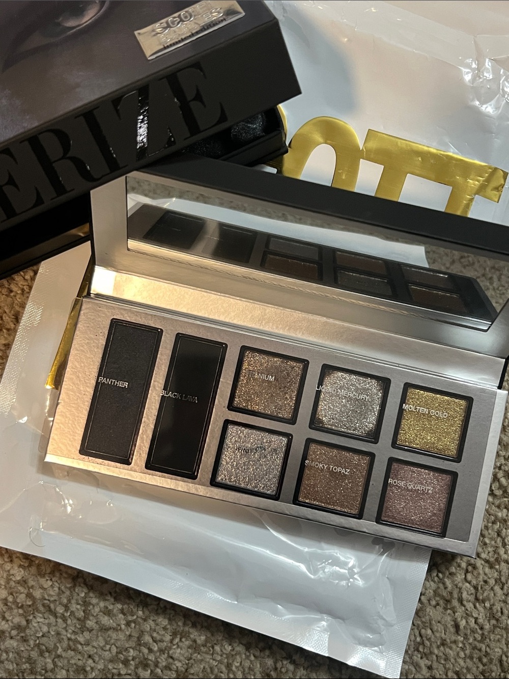 πββ¬ SCOTT BARNES Limited Edition Mesmerize Eyeshadow Palette - Picture 10 of 11